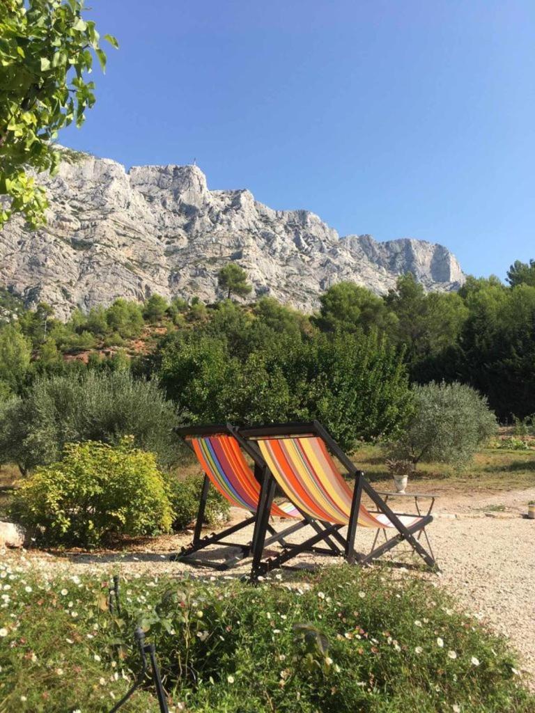 مبيت وإفطار Saint-Antonin-sur-Bayon Le Moulin En Provence المظهر الخارجي الصورة